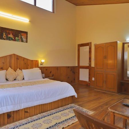 Villa Grey Moustache 4Bhk à Manāli Extérieur photo