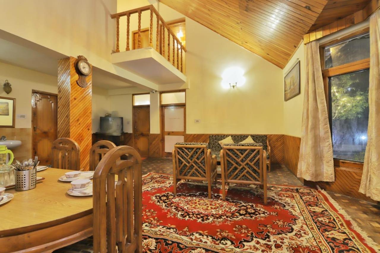 Villa Grey Moustache 4Bhk à Manāli Extérieur photo