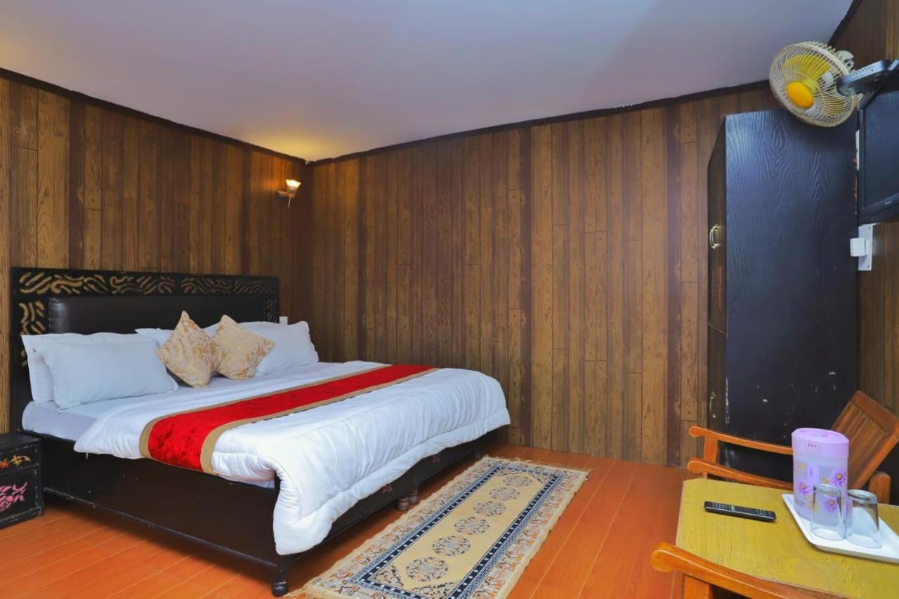 Villa Grey Moustache 4Bhk à Manāli Extérieur photo